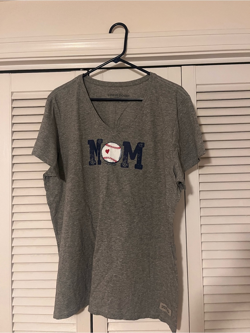 Life Is Good Gray 'MOM' Baseball Graphic Tee XL